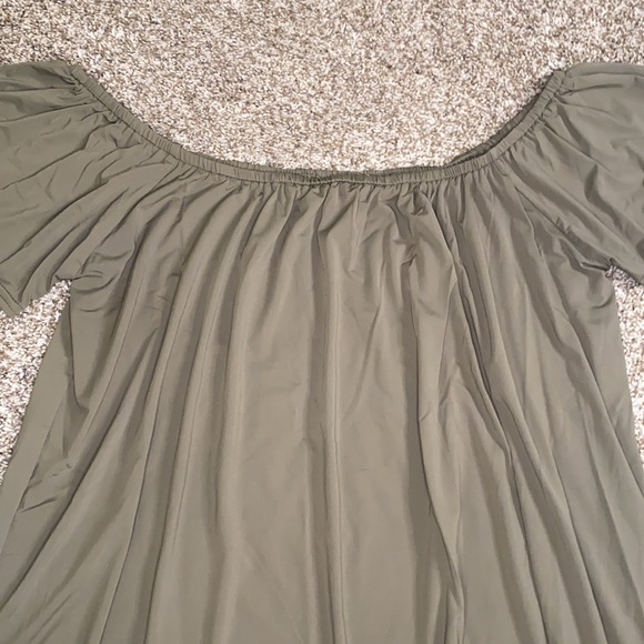 Off The Shoulder Green Drape Top - Picture 3 of 5